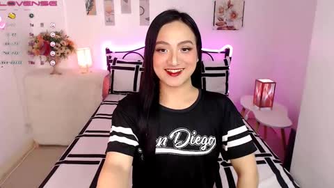 Snapshot of slave_amanda69 chatting on February 11, 7:33 am Queen Cyrine online show from February 11, 7:33 am