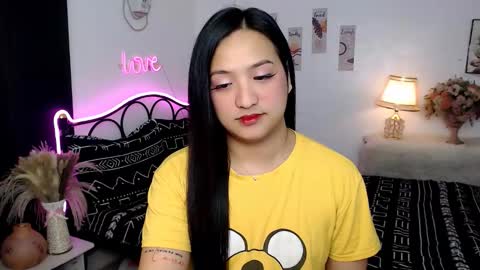 Snapshot of slave_amanda69 chatting on September 23, 3:01 am Queen Cyrine online show from September 23, 3:01 am