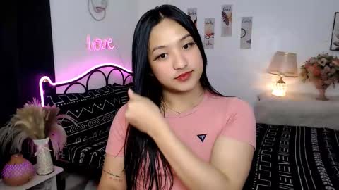 Snapshot of slave_amanda69 chatting on October 7, 10:27 am Queen Cyrine online show from October 7, 10:27 am