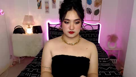 Queen Cyrine online show from February 23, 11:13 am