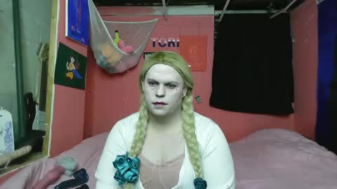 Tori Smith online show from February 11, 5:16 am