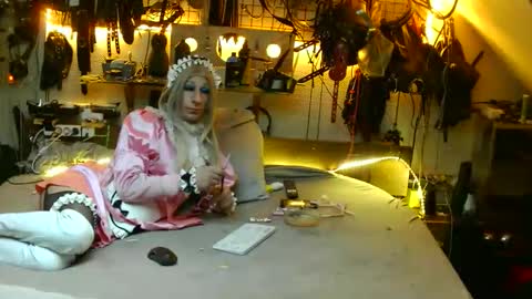 smokeslut365 online show from February 2, 7:57 pm