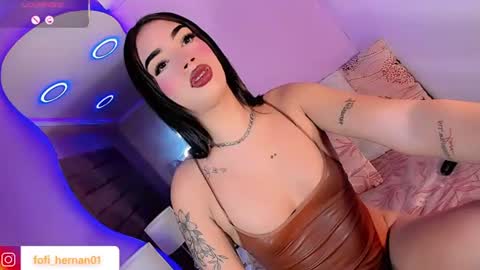 sofi_hdzz online show from June 18, 11:31 pm