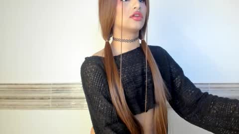 Snapshot of sophia_cambpell chatting on October 9, 9:16 pm Sophia online show from October 9, 9:16 pm