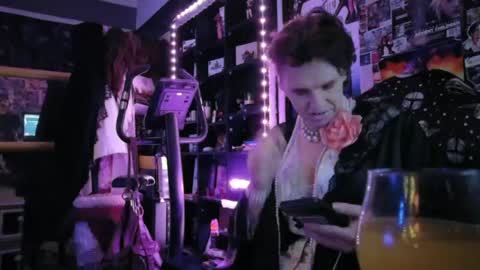 Sophie Satin1980 online show from June 21, 11:30 pm