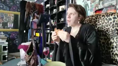 Sophie Satin1980 online show from July 14, 1:06 pm