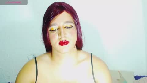 sophiehillsxo online show from June 8, 1:28 am