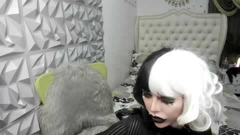 Jane online show from April 10, 1:06 pm