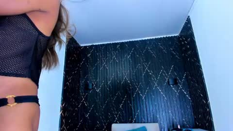 stefanyvillarreal online show from June 21, 10:57 pm
