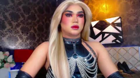 Snapshot of stellagrayts chatting on February 25, 9:31 am CALL ME STELLA online show from February 25, 9:31 am
