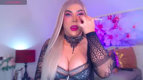 Snapshot of stellagrayts chatting on September 29, 6:40 pm CALL ME STELLA online show from September 29, 6:40 pm
