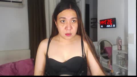 Stella online show from March 29, 7:58 pm