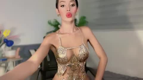 Jess online show from February 7, 7:29 am