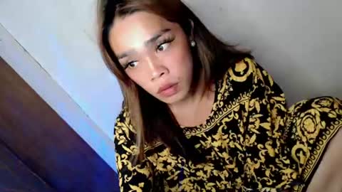 sultry_sirenxx online show from July 13, 3:58 pm