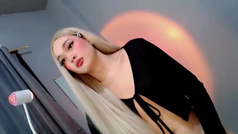Snapshot of sultrybadbabe chatting on October 10, 4:19 pm sultrybadbabe online show from October 10, 4:19 pm