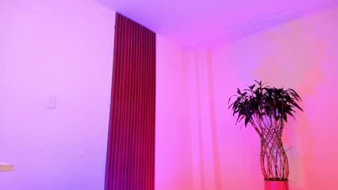 llllSupra llll online show from October 29, 6:28 pm