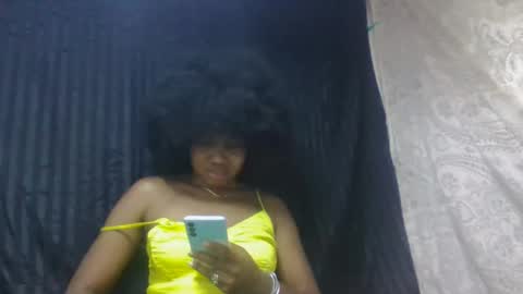 surbelle online show from January 15, 6:28 pm