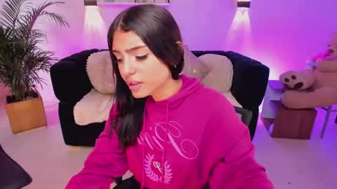 susi_doll1 online show from July 28, 7:04 pm