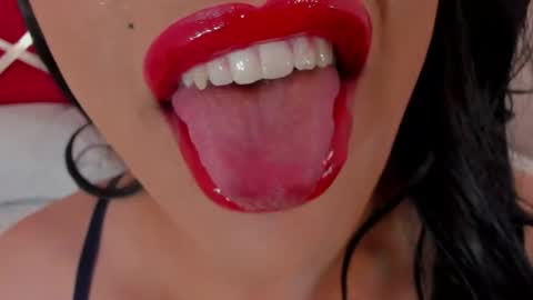 sweet_eliizabeth online show from July 16, 1:28 pm