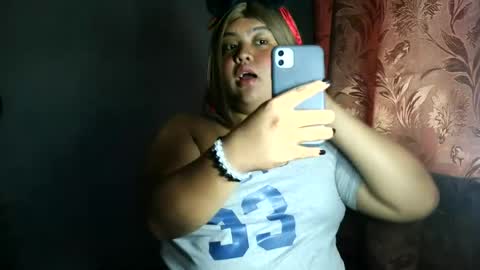 sweet_frex123 online show from June 16, 5:43 am
