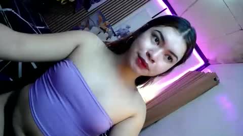 sweet_trexie online show from December 22, 5:01 am