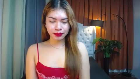 sweet_trexie online show from January 19, 2:31 am