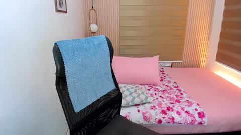 BEA sweetgirl online show from June 25, 3:38 pm