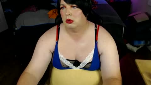 Snapshot of sweetcock900 chatting on September 14, 9:41 pm Anna online show from September 14, 9:41 pm