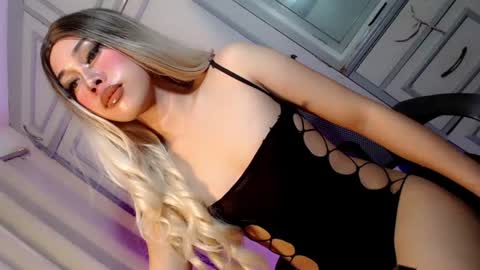 sweetest_bunny online show from June 14, 6:31 pm