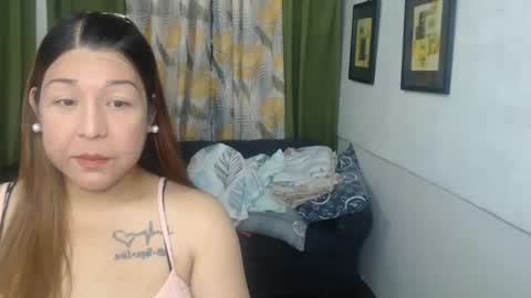 GoddessAira4uTS online show from December 25, 2:13 pm