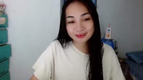 Lilly online show from December 3, 1:03 am