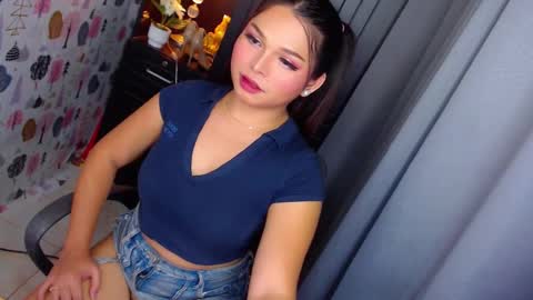 angelica online show from December 14, 6:30 pm