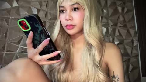 yanny online show from April 15, 5:35 am