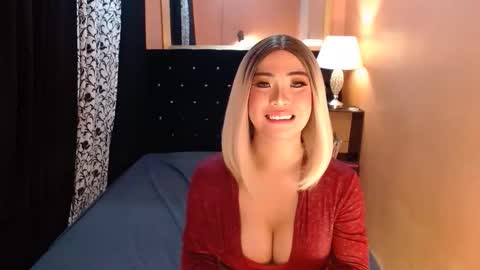 Ms trixiee online show from October 3, 11:54 am