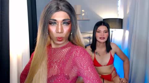 sylviafoxxx online show from June 11, 2:33 am