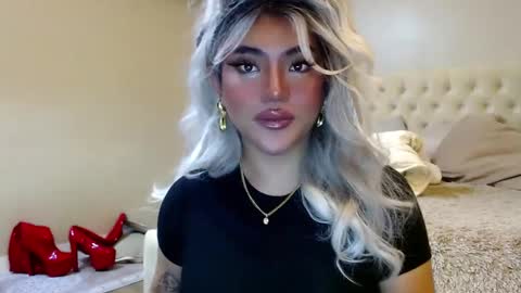 Lena online show from January 25, 3:03 pm