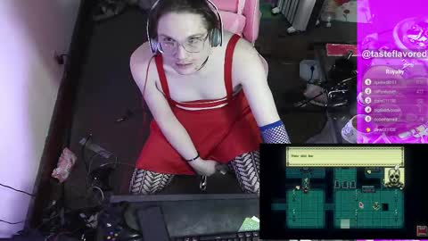 Snapshot of tasteflavored_femboy chatting on March 4, 9:20 pm Taste online show from March 4, 9:20 pm