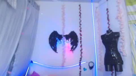 Taylorsweet1111 online show from July 7, 4:59 am