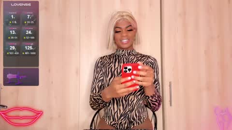  TAYSSA  ONLINE FROM 0630 PM - 1130 PM COLOMBIAN HOUR online show from February 4, 11:59 pm