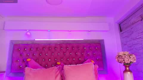 Sofia online show from December 14, 8:26 pm