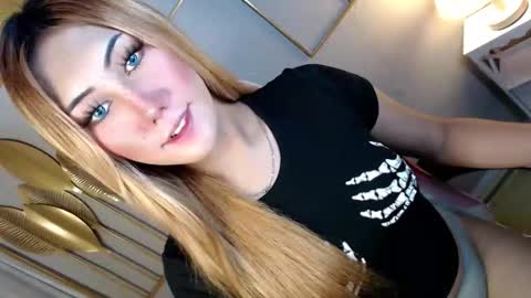 Im Dianna DONT FORGET TO FOLLOW ME   online show from September 22, 3:45 am