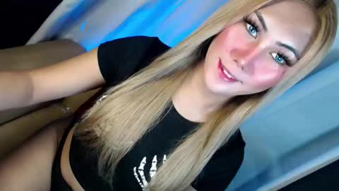 Im Dianna DONT FORGET TO FOLLOW ME   online show from December 1, 6:38 am