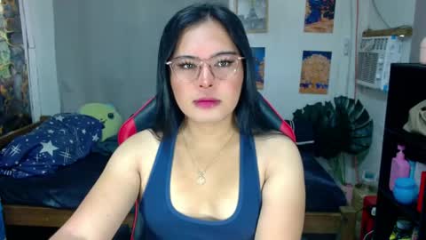 tgirlselena online show from June 7, 5:15 am
