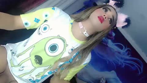 Snapshot of thalia_gil21 chatting on March 12, 9:13 pm Thalia Girl online show from March 12, 9:13 pm