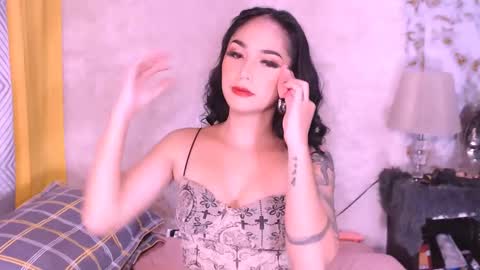 Snapshot of thalia_venture chatting on February 17, 5:58 am Thalia online show from February 17, 5:58 am