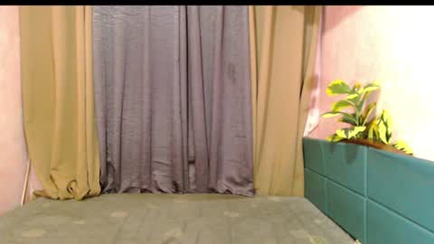 the_ladyboy_nextdoor69 online show from June 18, 10:31 am