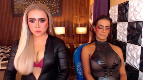 Paula online show from April 1, 6:27 pm