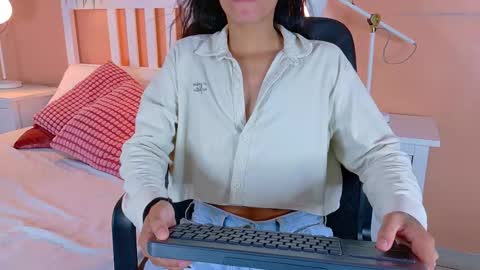 TIANA  online show from September 25, 7:54 pm