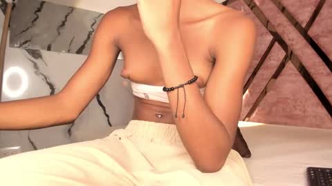 Tifanny online show from October 24, 7:19 pm