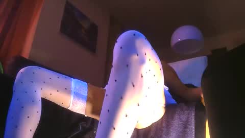 Tifanystitar online show from October 19, 1:53 am